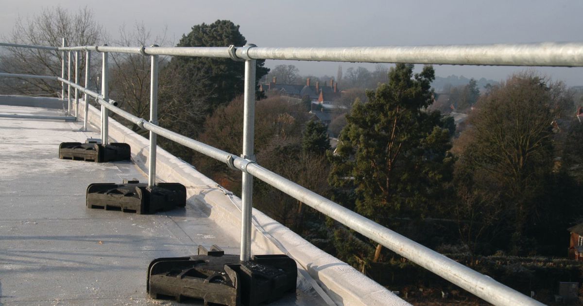 Kee Guard® Railing For Roofs With Limited Space - Non-Penetrating ...